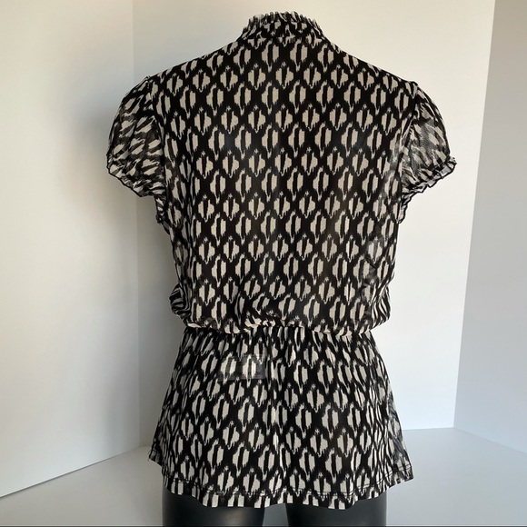 Suzy Shier Black and white sheer top - Picture 5 of 6